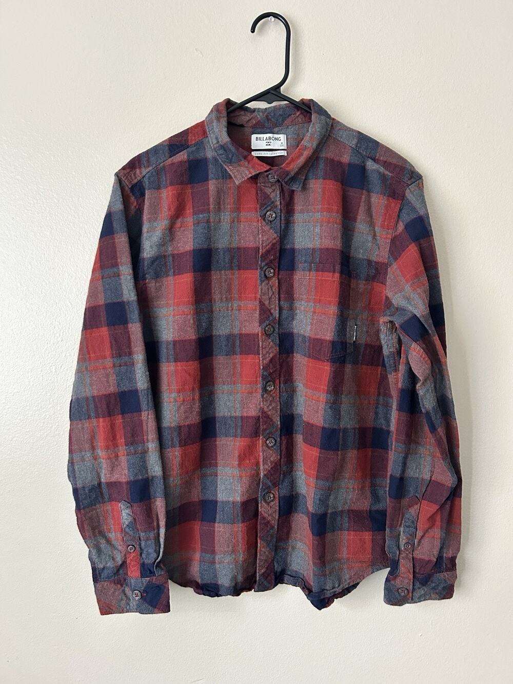 Billabong Plaid Flannel Shirt Mens Medium Red Gray Long Sleeve Core Fit Stretch